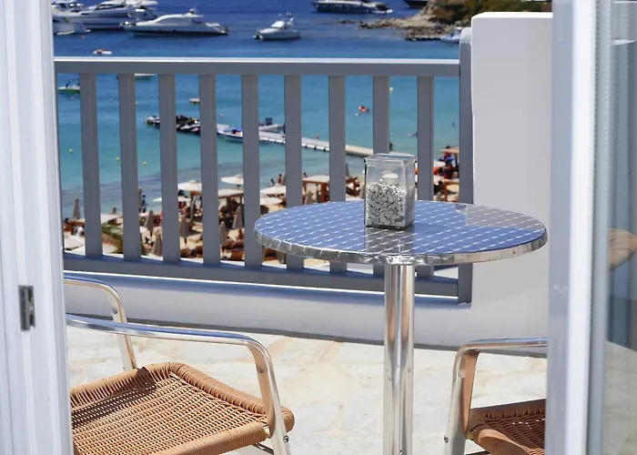 Anna 4* Platis Gialos